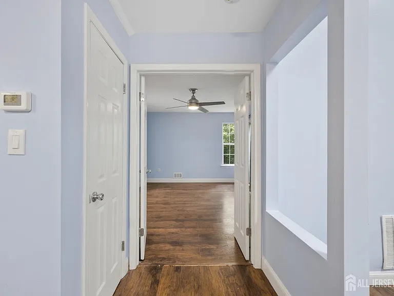 1609 Mulberry Ct — Photo 13