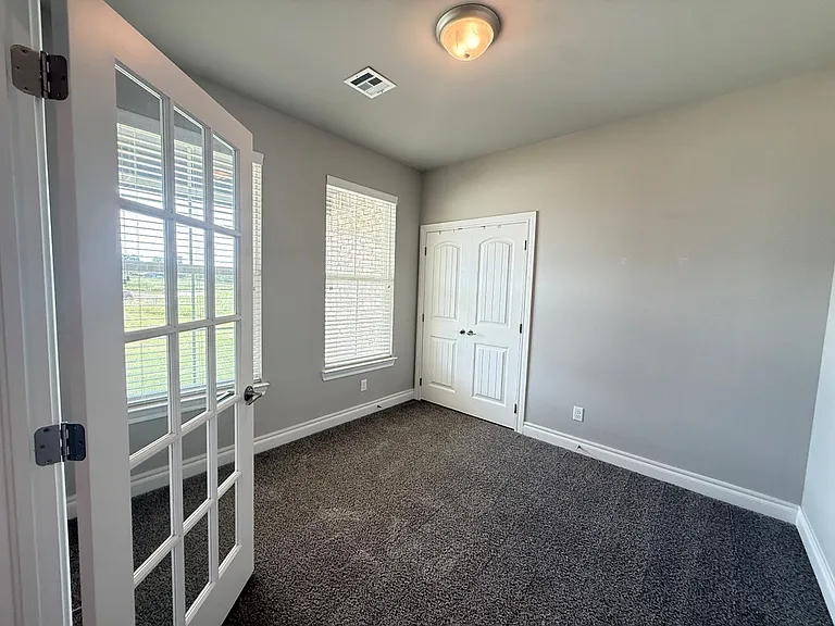 9544 Monterey Dr — Photo 5