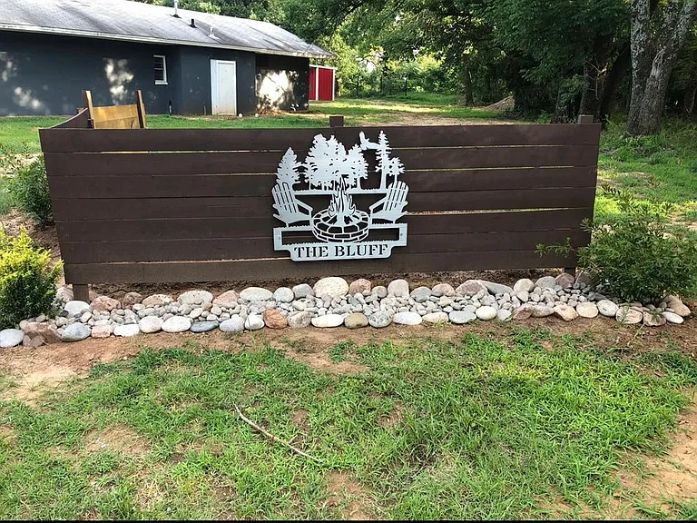 333 S River Rd — Photo 3