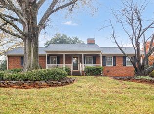 3090 Ormond Dr, Winston Salem, NC 27106