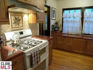 4th image of 5815 Mammoth Ave