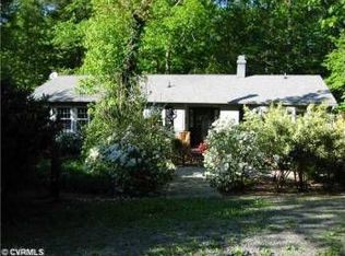 18099 Hewlett Rd, Beaverdam, VA 23015