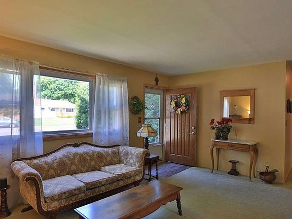 5th image of 5704 N Terrace One Ct