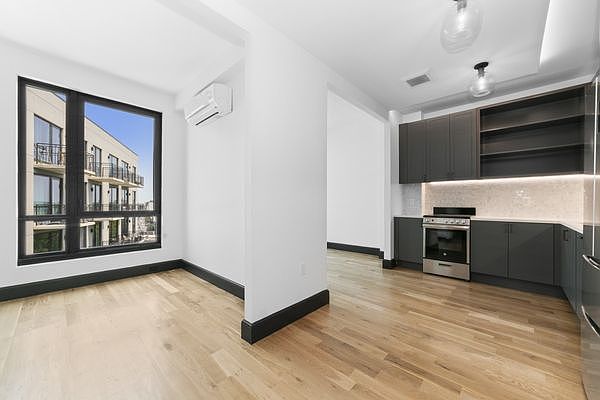 1st image of 1134 Fulton St APT 7O