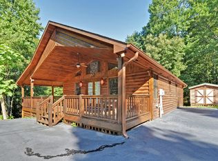 117 Mountain Hideaway Dr, Blue Ridge, GA 30513