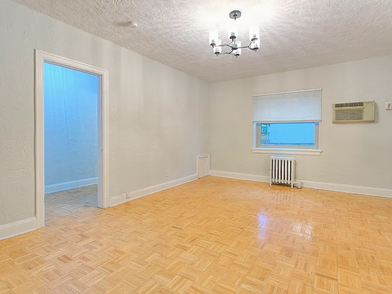 3900 Edwards Rd #1 — Photo 4