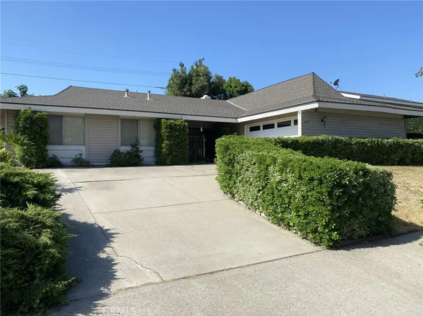 824 Rolling Hills Dr, Fullerton, CA 92835