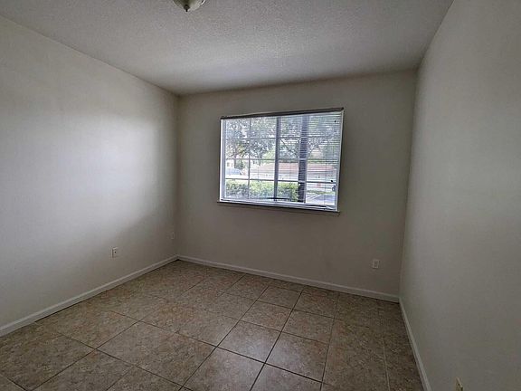 5th image of 9857 Baywinds Drive #9103