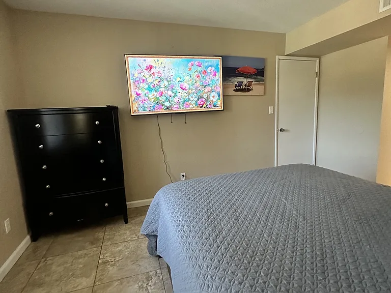 Cedar Creek Condominiums — Photo 109