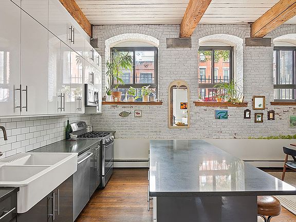 4th image of 420 12th St APT F1l