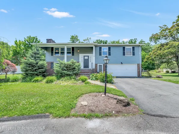 23 Driftwood Dr, Clarks Summit, PA 18411