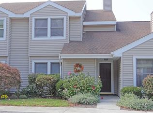 11 Alden Ter, Millbrook, NY 12545