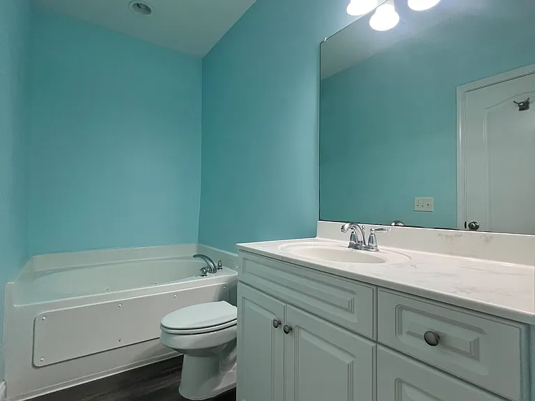 8100 Burkhalter Rd #601 — Photo 12