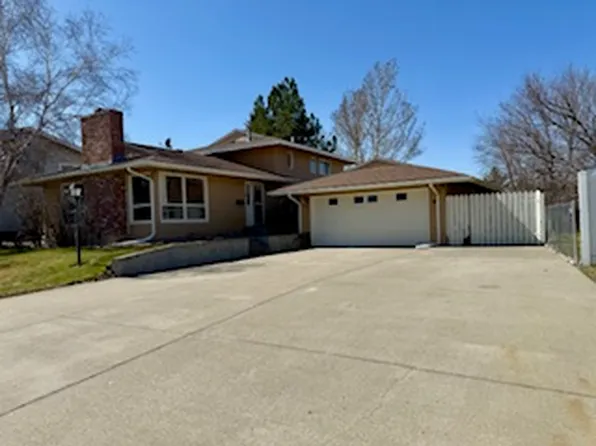 2730 Carmel Dr, Great Falls, MT 59404