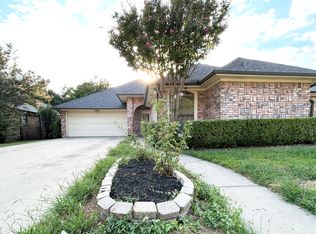 1537 High Crest Ct, Irving, TX 75061