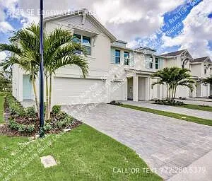 5728 SE Edgewater Cir — Photo 1