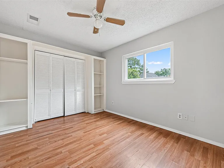 10419 Appleridge Dr — Photo 29