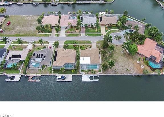 4th image of 181 Gulfport Ct