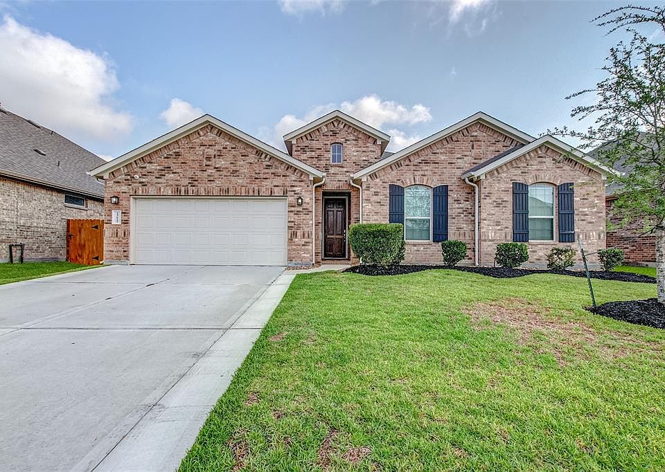 1st image of 23622 Padova Gardens Dr