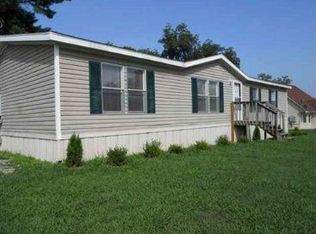 1530 Creamery St, White Pine, TN 37890