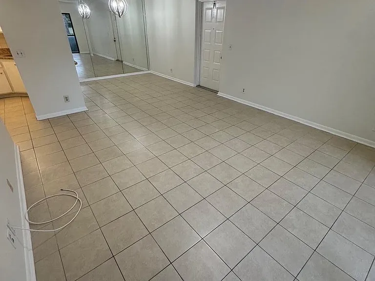 703 Sunny Pine Way #C1 — Photo 4