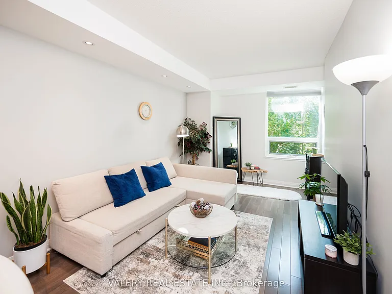 1055 Southdown Rd #201 — Photo 16