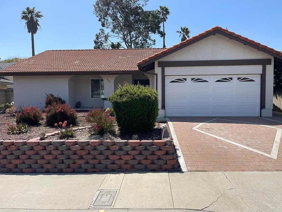 1st image of 223 N Palo Cedro Dr