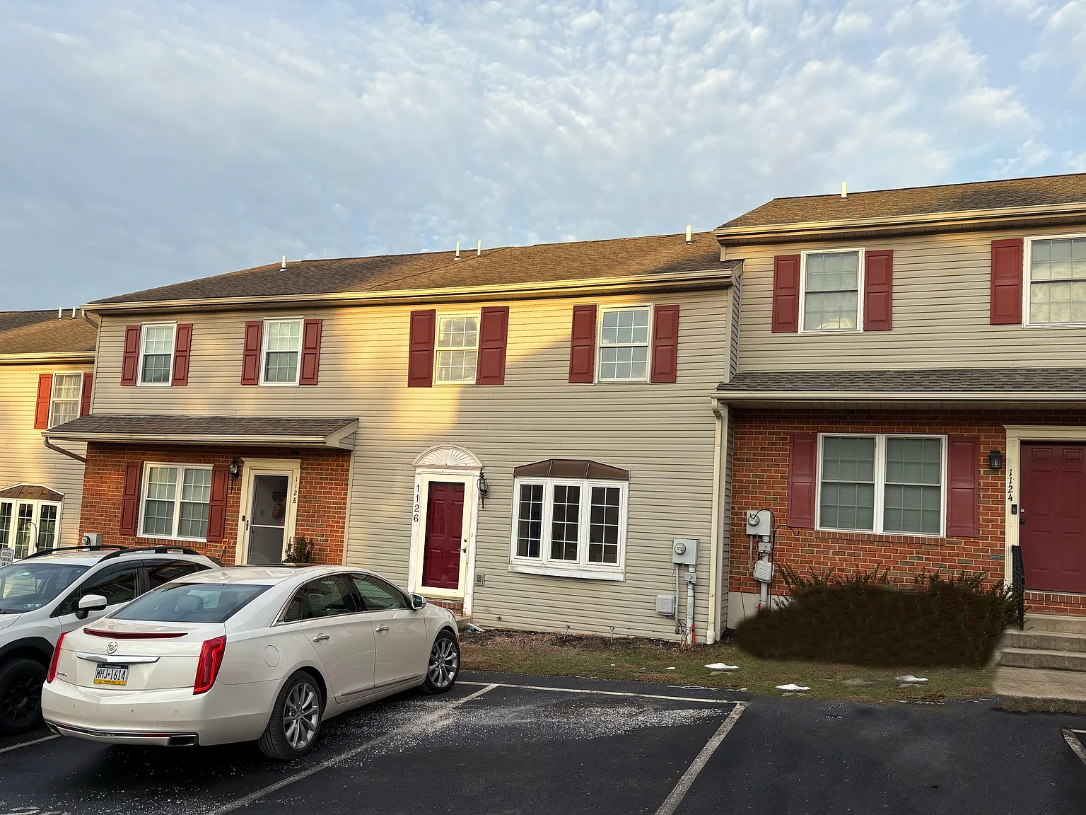 3 bed, 1520 sqft, $2,300 — Photo 1