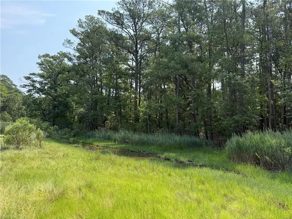 119 Stillwater Ln, Yorktown, VA 23692