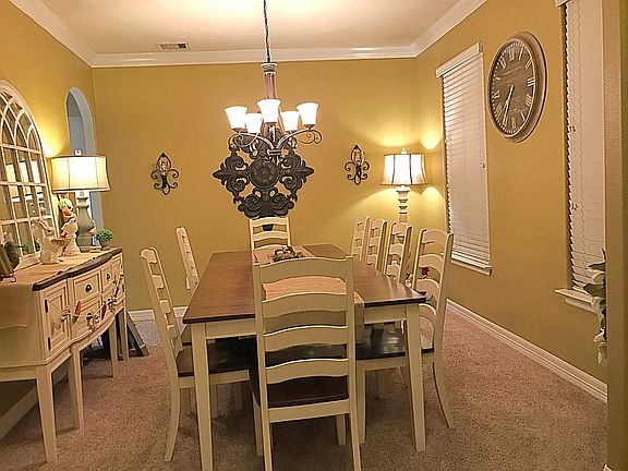 Formal Dining