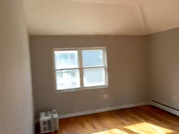2nd image of 1474 Edgewood St #2