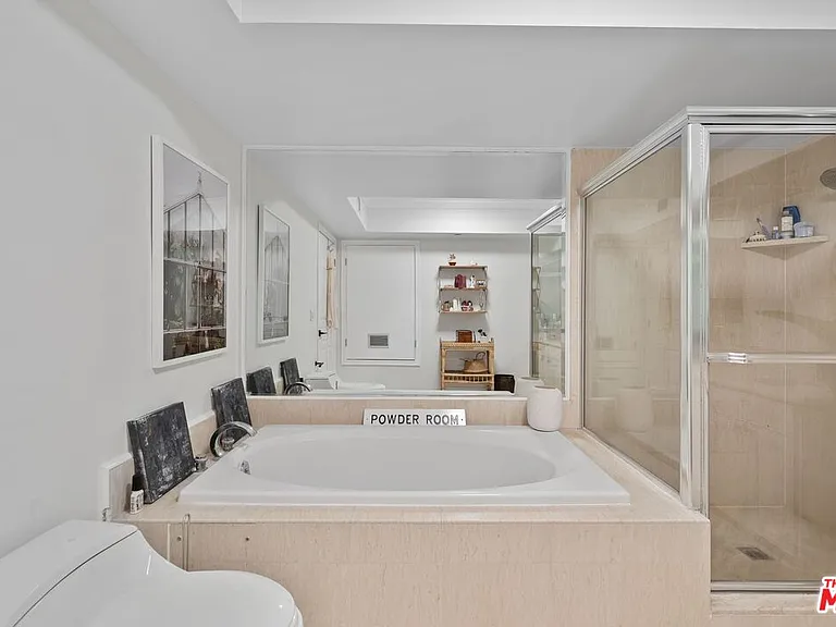 11842 Darlington Ave #201 — Photo 16