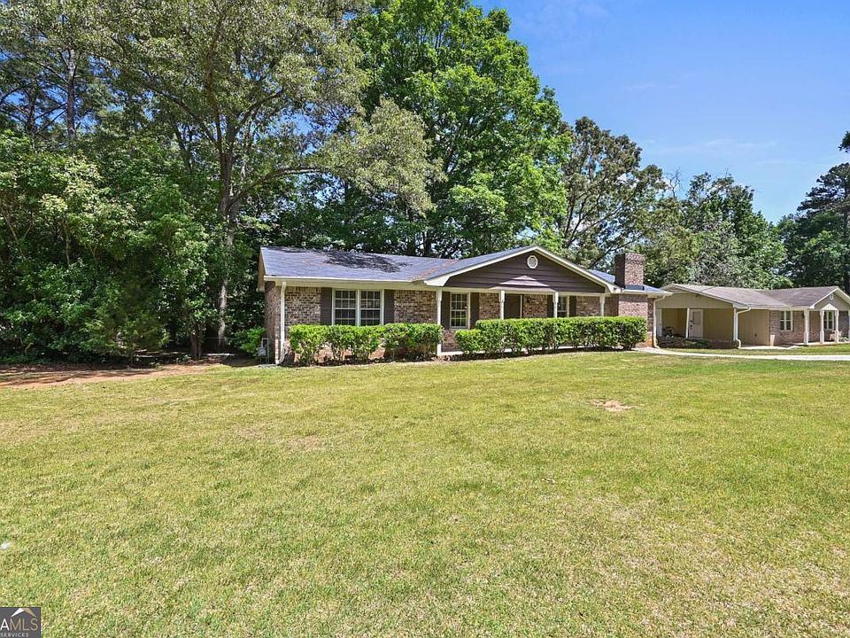 1st image of 2914 Landmark Dr SE