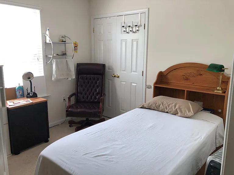 603 Bluff Ct — Photo 16