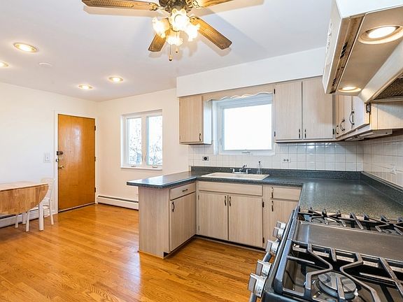 5th image of 3552 N Oleander Ave APT 205