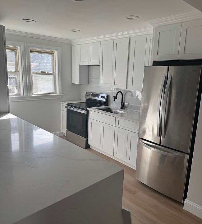 1st image of 177-16 120th Ave #1