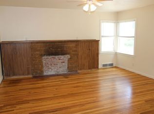 908 Kearney St, Manhattan, KS 66502
