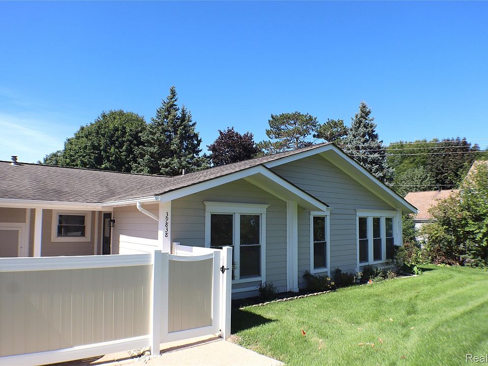 39838 Village Wood Cir, photo 3
