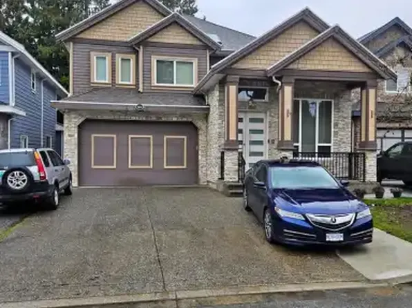 5836 138th St #1A, Surrey, BC V3X 0C9