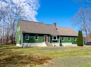 215 Mendon St, Blackstone, MA 01504
