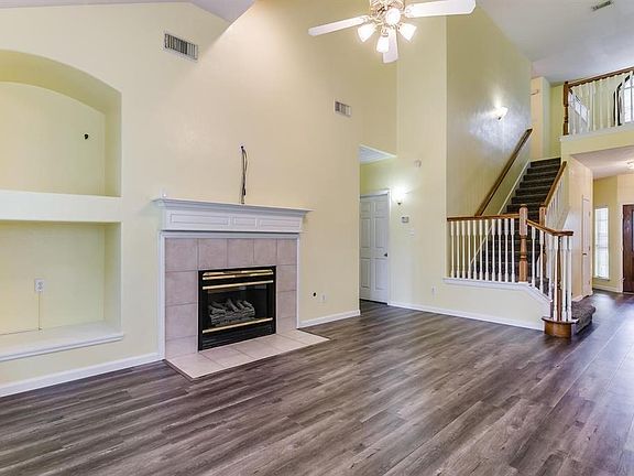 5th image of 1110 Kerri Ct