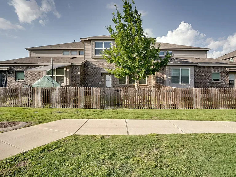 505 Pearly Eye Dr #B — Photo 21