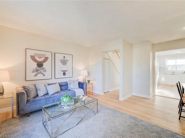 121 Morgan Ave #25, Kitchener, ON N2A 2M4