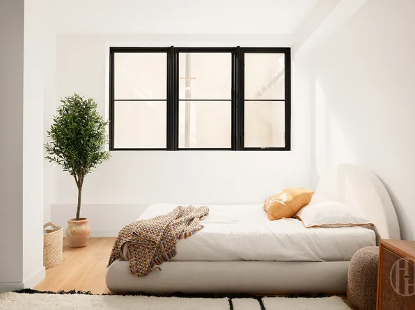 216 20th Street image 13 of 18