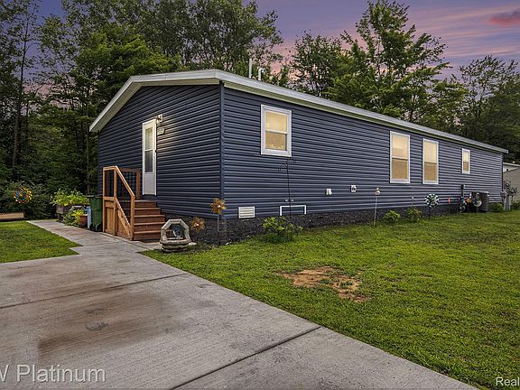 5th image of 6154 Birch Creek Ct