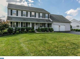 17 Valley View Dr, Collegeville, PA 19426
