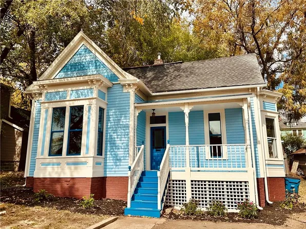 208 Laura St, Liberty, MO 64068