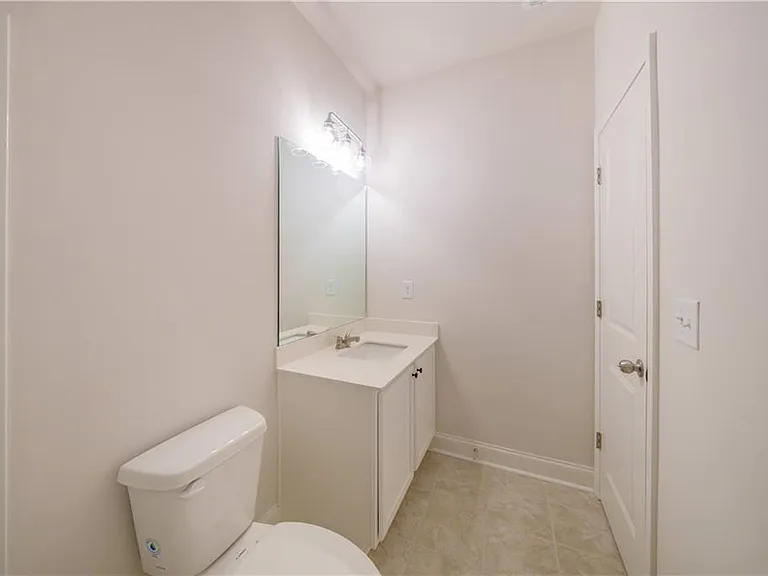 5120 Hillington Way — Photo 34