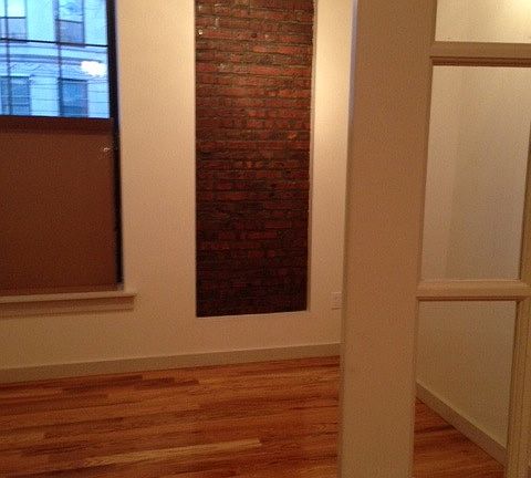 5th image of 707 Saint Johns Pl APT 1L