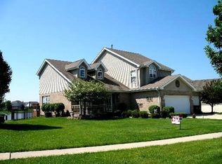 1168 Yamma Rdg, New Lenox, IL 60451